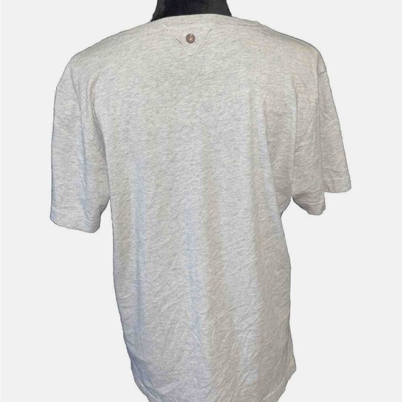 BMW Men’s Unisex Gray Cotton T-Shirt Sz Medium Raised Logo Vehicle Car Tee - Picture 4 of 6